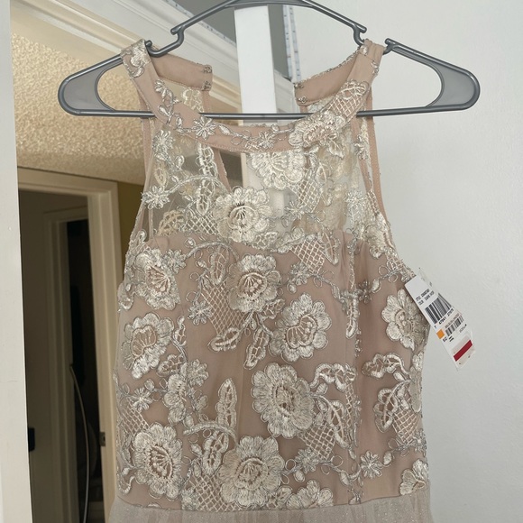 High low prom dress - Picture 2 of 12